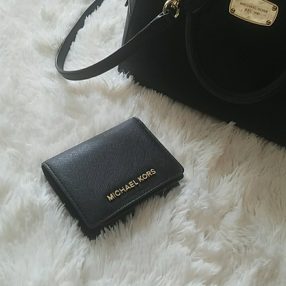 Small MK Wallet